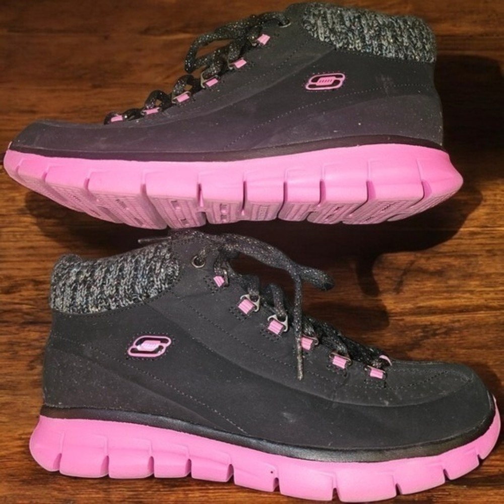 Skechers Elite Synergy Black Pink Winter Sneaker Boots Knit Collar Women's Sz: 6